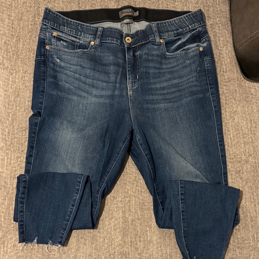 Torrid Blue Bombshell Skinny